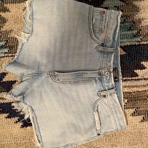 Abercrombie cut off shorts size 29